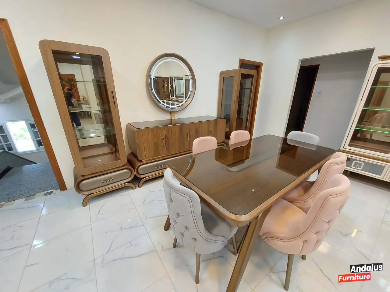 صورة 2 من غرفة سفرة موديل 13