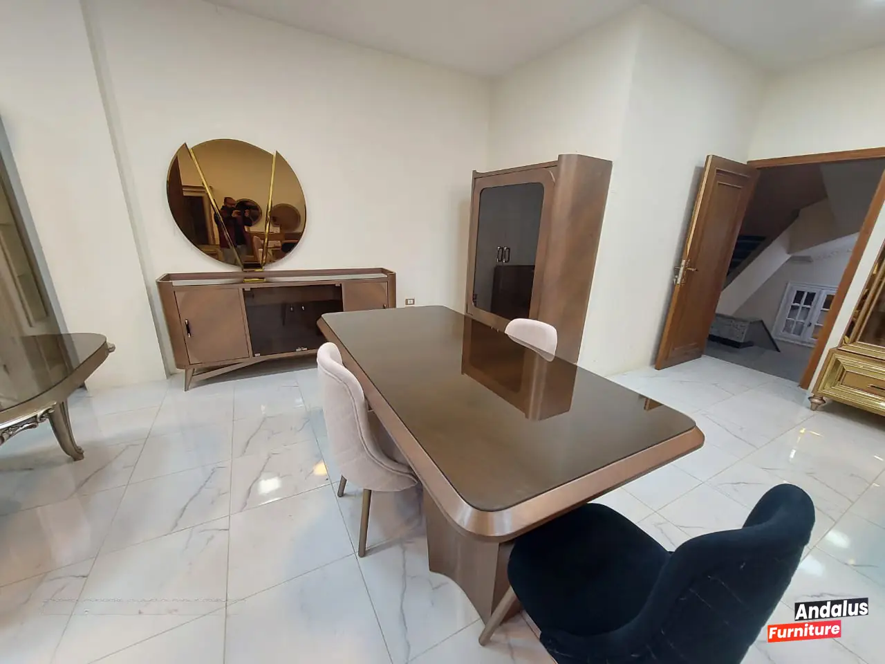 صورة 4 من غرفة سفرة موديل 4