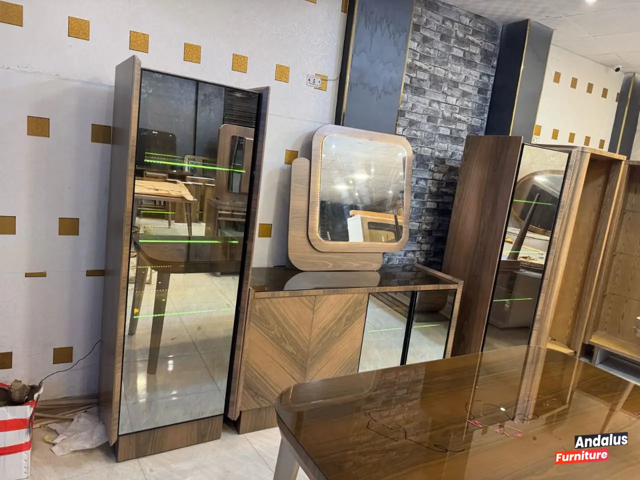 غرفة سفرة موديل 72 من معرض الأندلس للأثاث