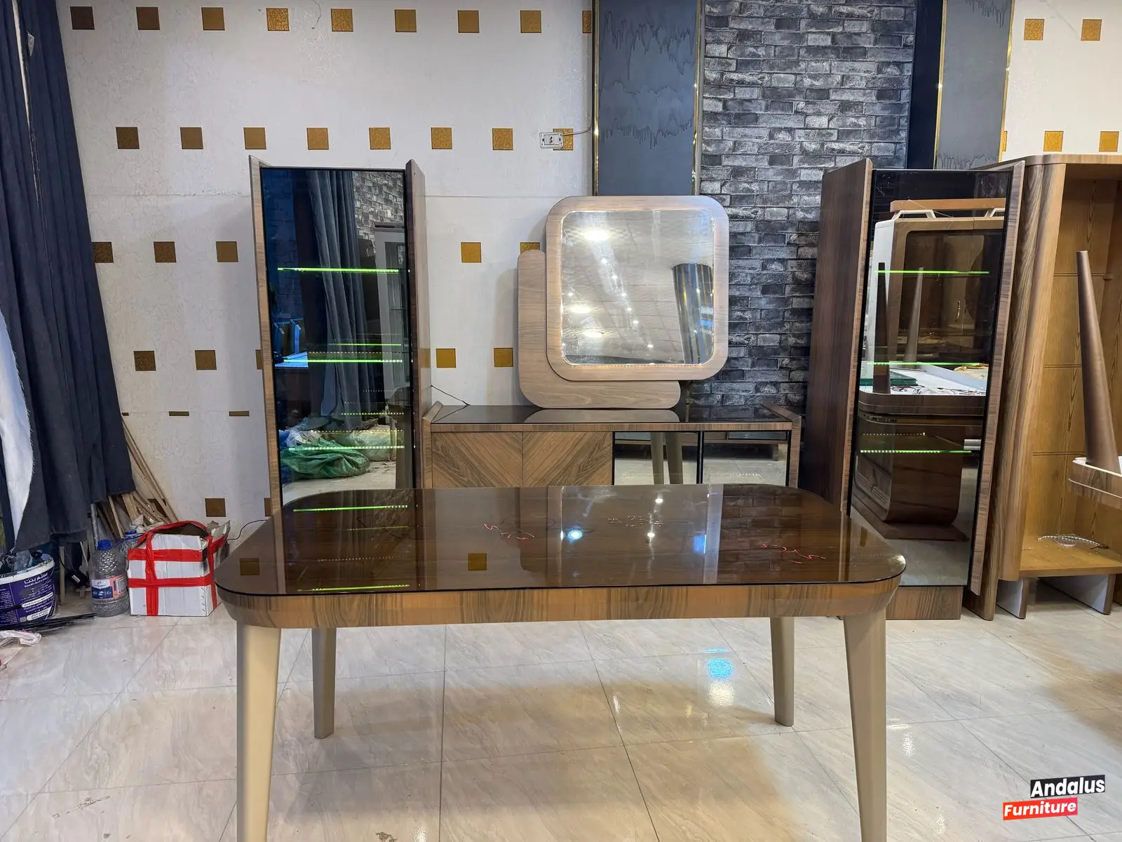 صورة 2 من غرفة سفرة موديل 72