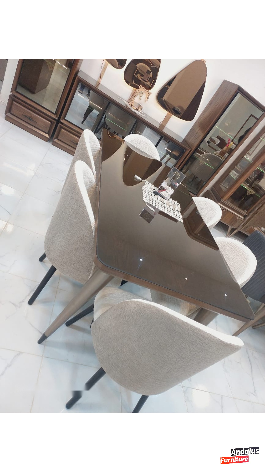 صورة 3 من غرفة سفرة موديل 93