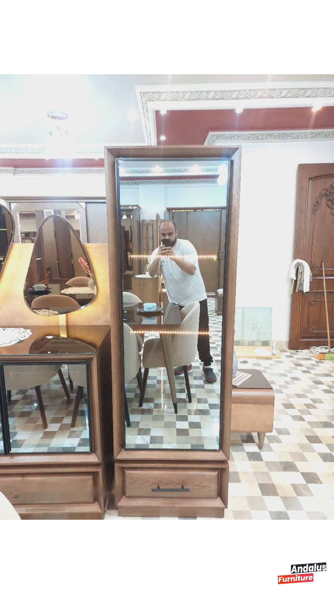 صورة 3 من غرفة سفرة موديل 99